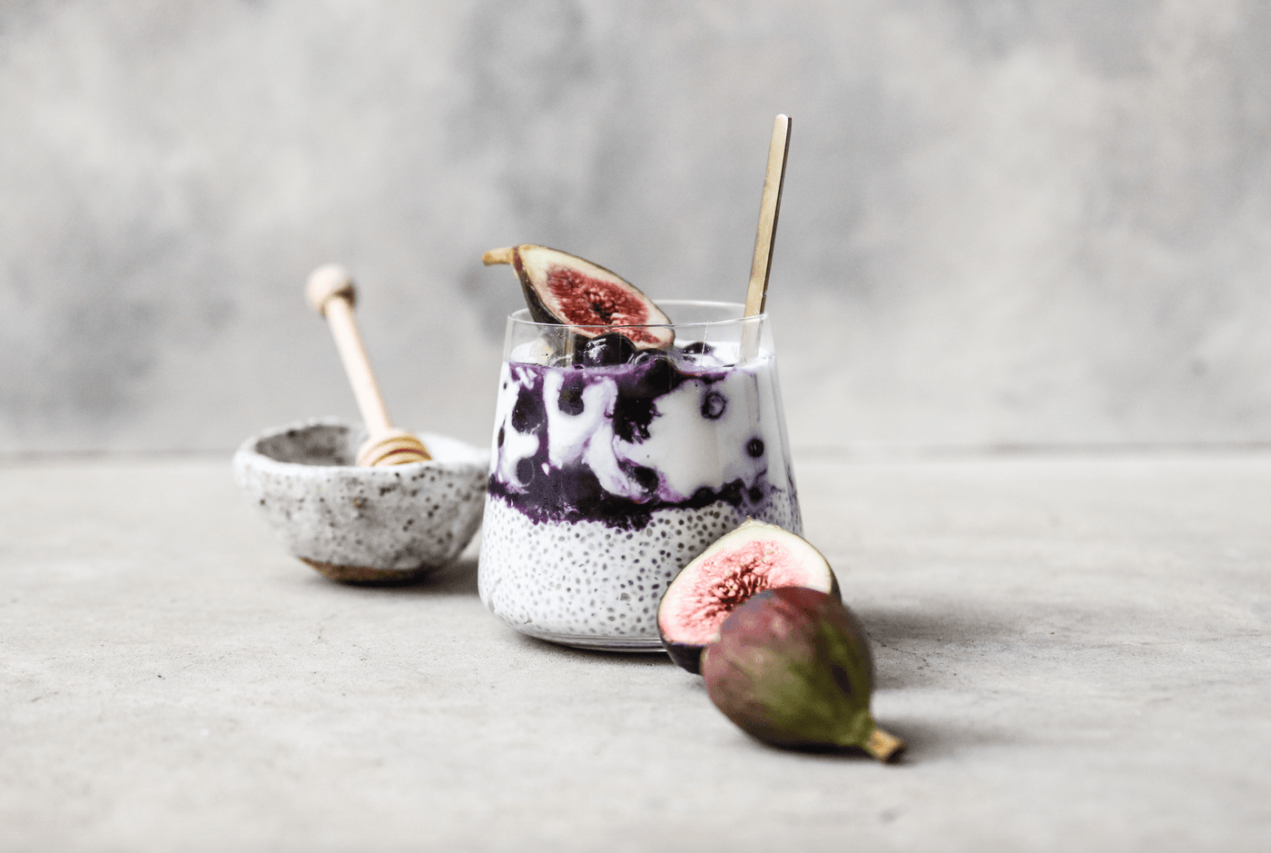 Blueberry chia seed pudding quick healthy breakfast idea